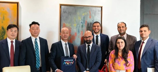 The Moroccan Investment and Export Development Agency team presented the delegation with souvenirs