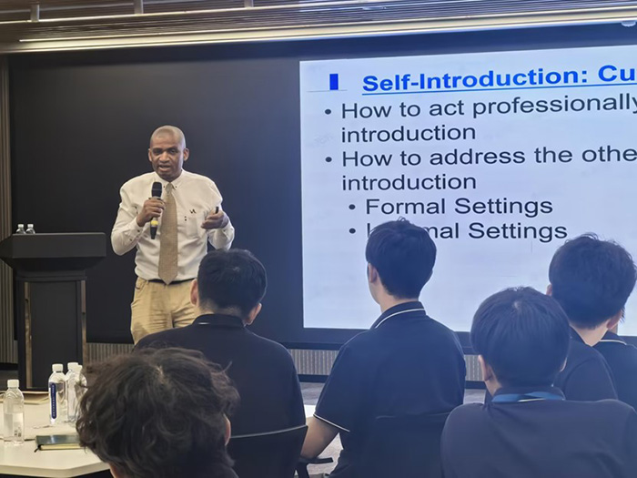 Dr. Gerald delivered a session on Fuda Alloy in English