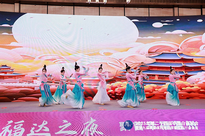 Spectacular performances at the banquet