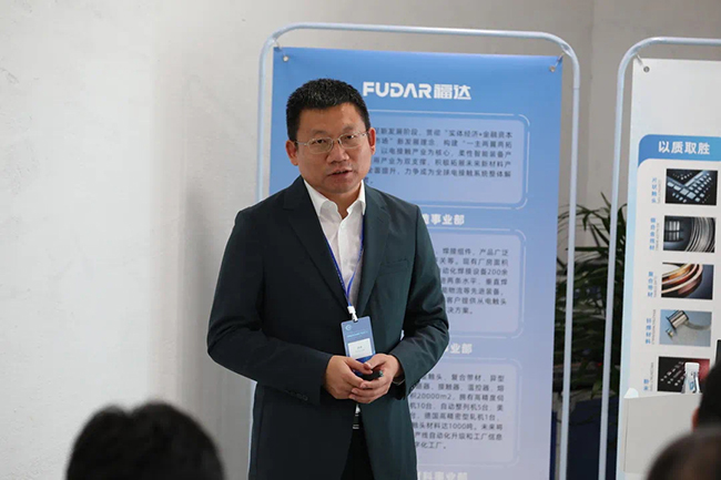 Professor Ren Wanbin of the Harbin Institute of Technology